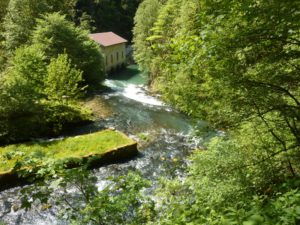 Source de la Loue cascades