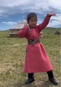 petite mongole