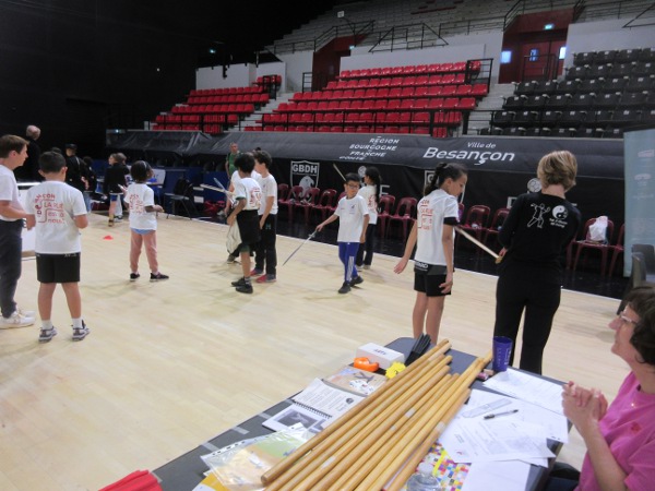 bâton et épée pour Kid's Run