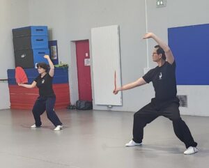 en pas de cavalier ouvrir